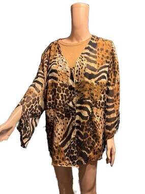 RQT Woman Leopard and Zebra Mixed Print Sheer Button Front Blouse Size 1X and un